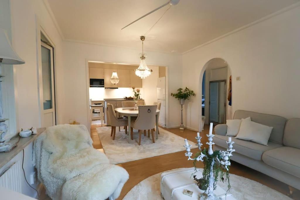 House For Workers & Familys Volvo Villa Göteborg Eksteriør billede